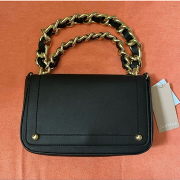 JustFab Elegant Black Shoulder Bag with Gold Strap - Picture 1 of 4